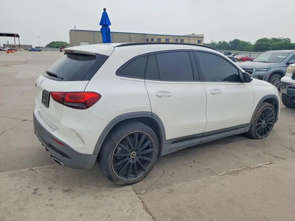 2021 MERCEDES-BENZ GLA 250  