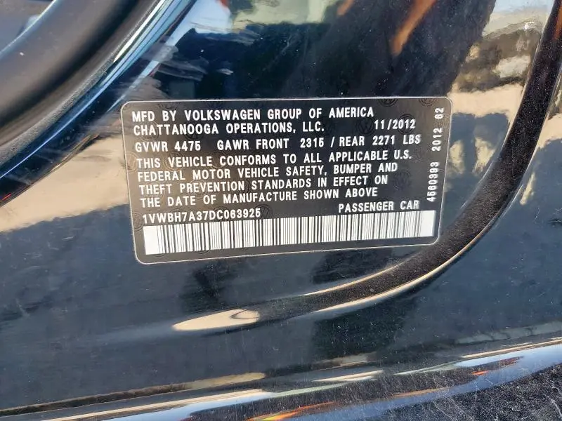 2013 VOLKSWAGEN PASSAT SE  