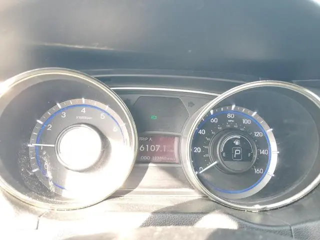 2013 HYUNDAI SONATA GLS