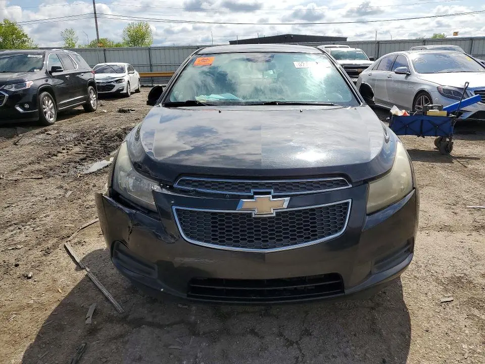 2011 CHEVROLET CRUZE LT  