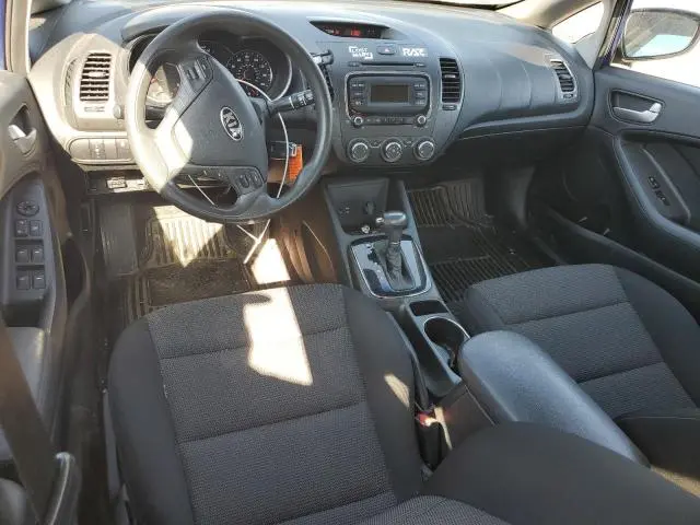 2017 KIA FORTE LX  