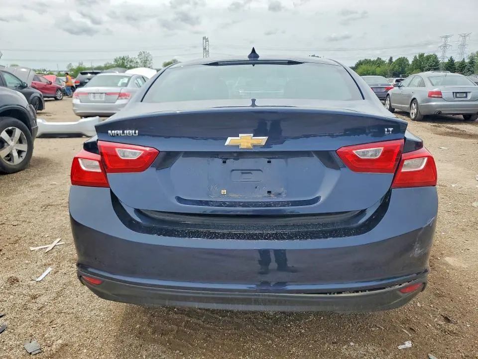 2017 CHEVROLET MALIBU LT  