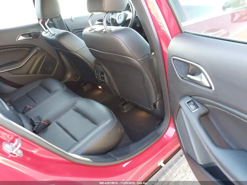 2018 MERCEDES-BENZ GLA 250 4MATIC