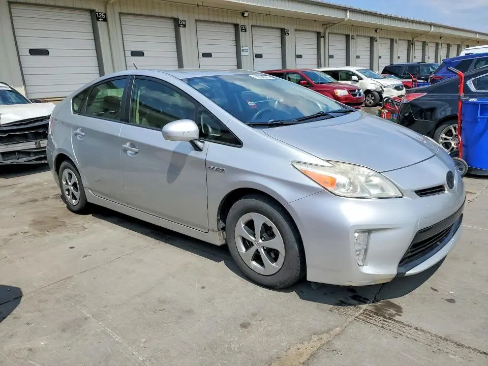 2012 TOYOTA PRIUS TWO  