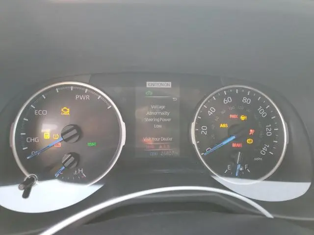 2021 TOYOTA RAV4 XLE  