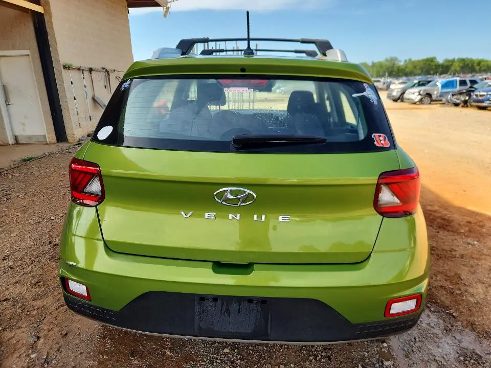 2023 HYUNDAI VENUE SEL  