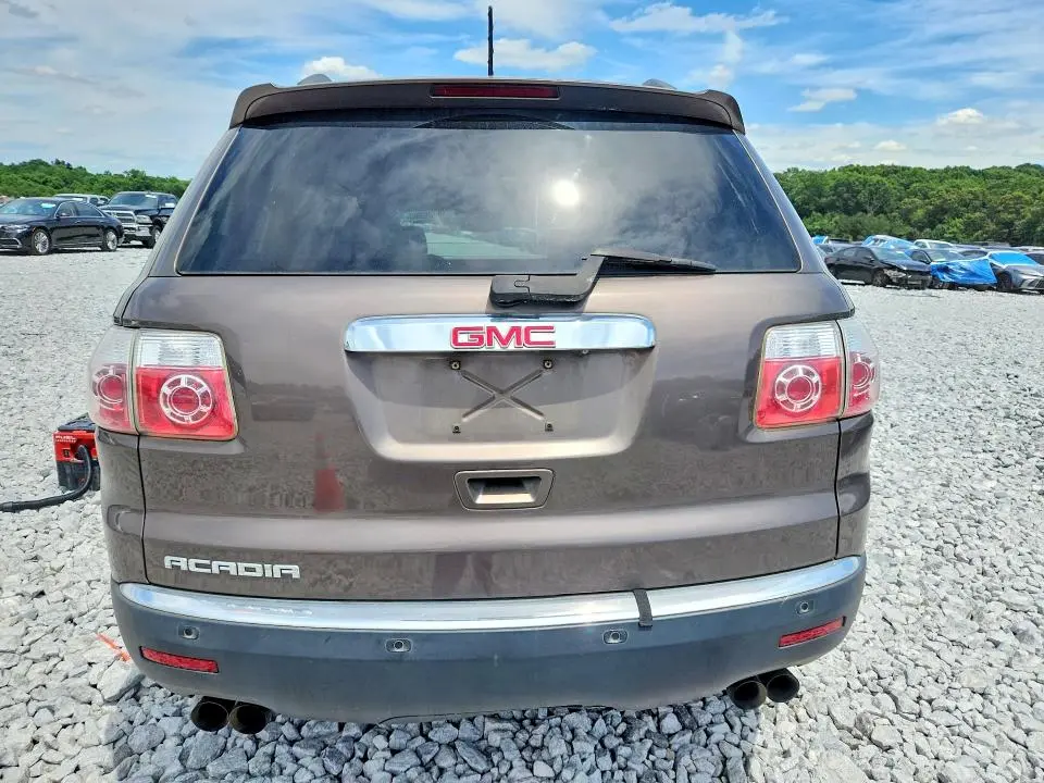 2011 GMC ACADIA SLT-1  