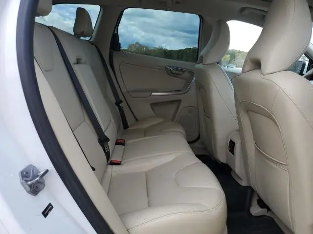 2015 VOLVO XC60 T6 PREMIER  