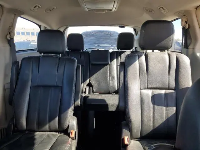 2016 CHRYSLER TOWN & COUNTRY TOURING  
