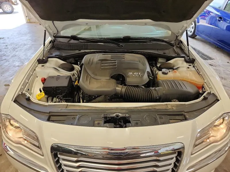2013 CHRYSLER 300   