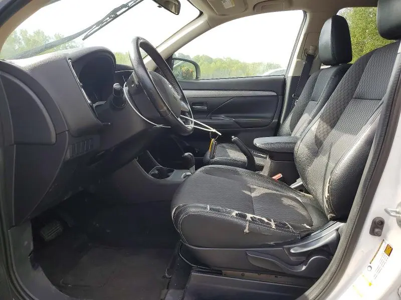 2015 MITSUBISHI OUTLANDER SE  