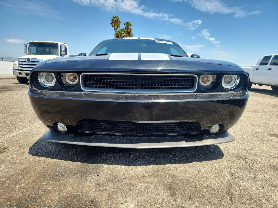 2013 DODGE CHALLENGER SRT-8  