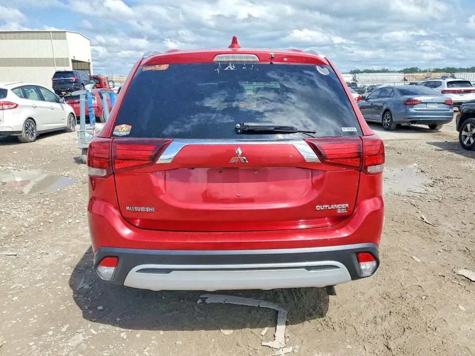 2019 MITSUBISHI OUTLANDER SE  
