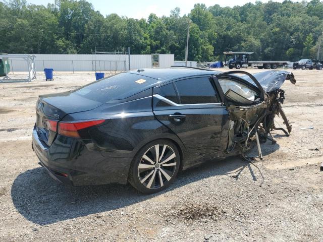 2021 NISSAN ALTIMA SR