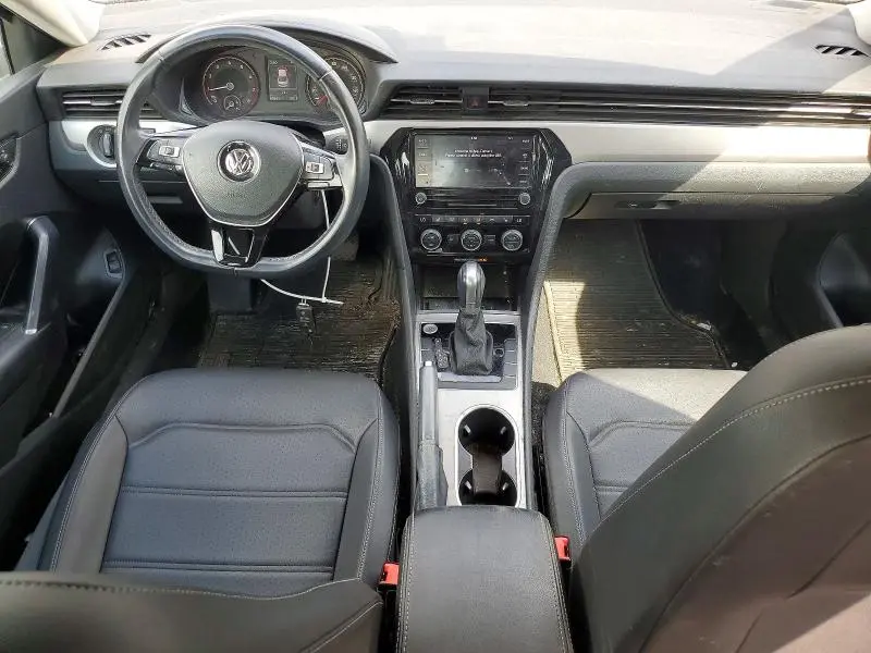 2020 VOLKSWAGEN PASSAT SE  