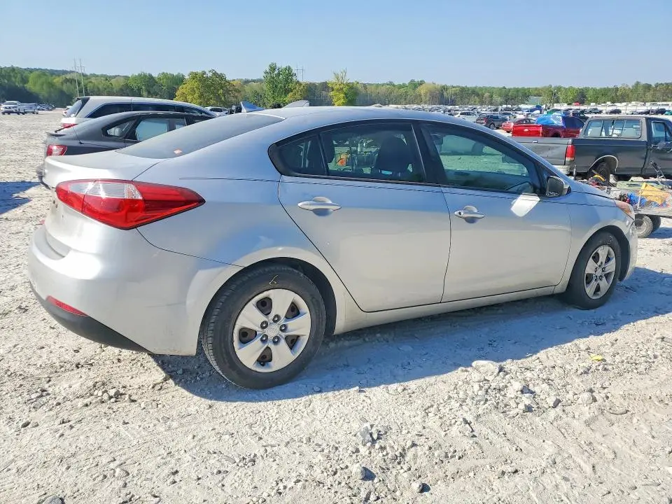 2015 KIA FORTE LX  
