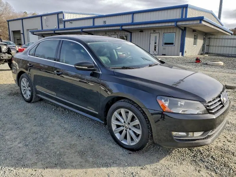 2012 VOLKSWAGEN PASSAT SEL  