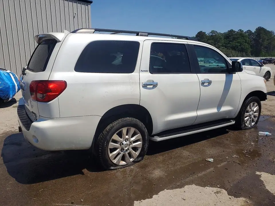 2012 TOYOTA SEQUOIA PLATINUM  