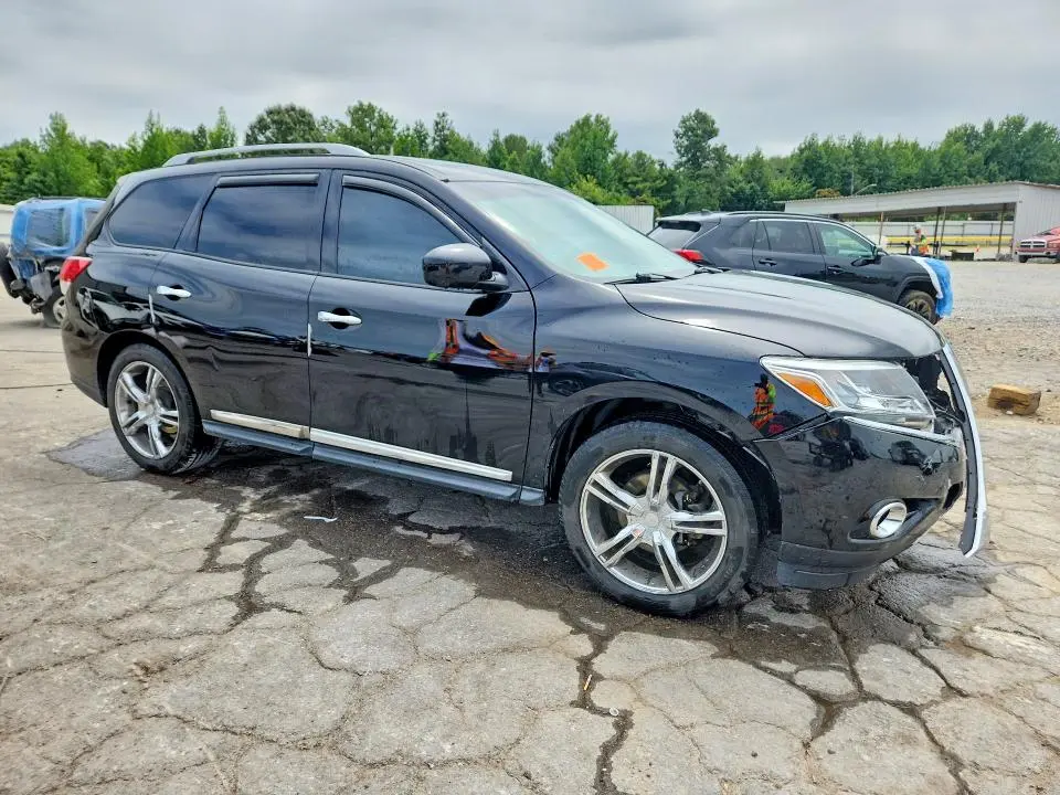 2013 NISSAN PATHFINDER S  