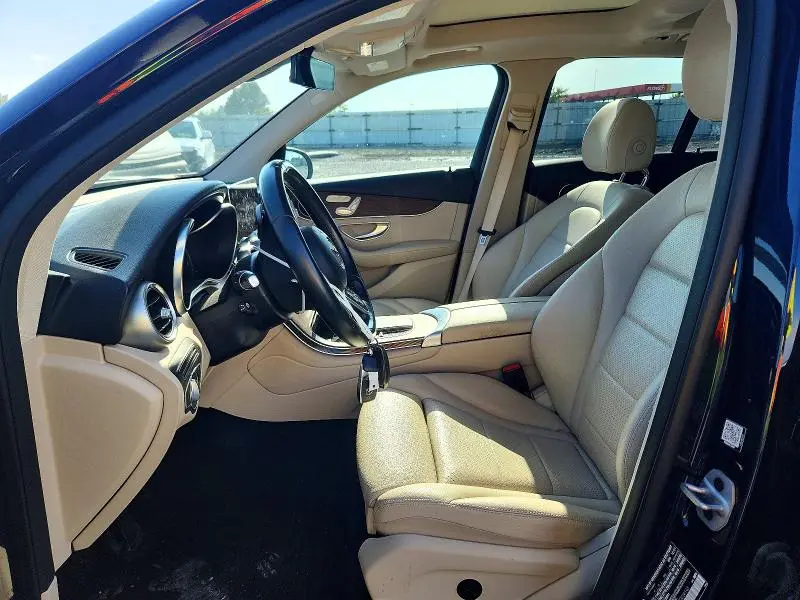 2022 MERCEDES-BENZ GLC 300 4MATIC  