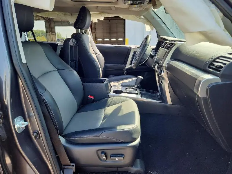 2022 TOYOTA 4RUNNER SR5 PREMIUM  