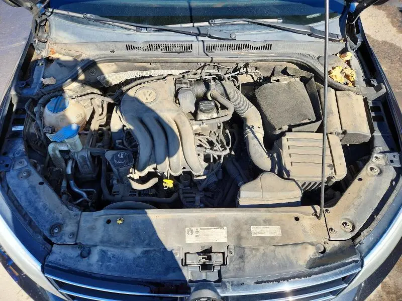 2015 VOLKSWAGEN JETTA BASE  