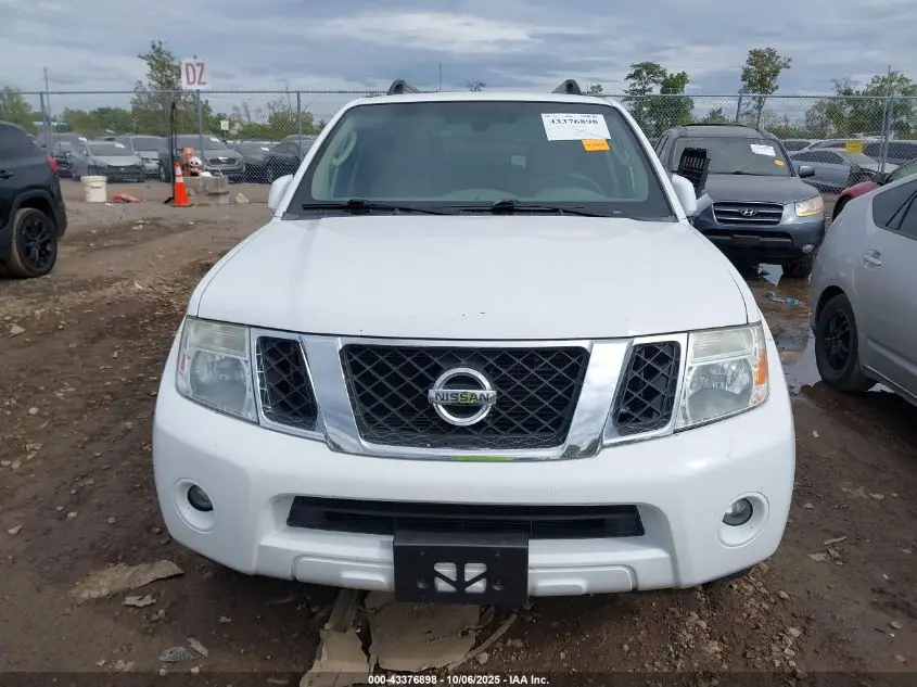 2012 NISSAN PATHFINDER SV