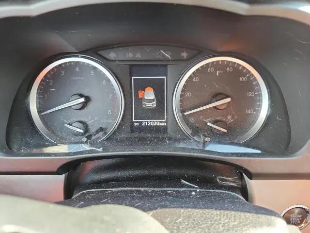 2018 TOYOTA HIGHLANDER SE  