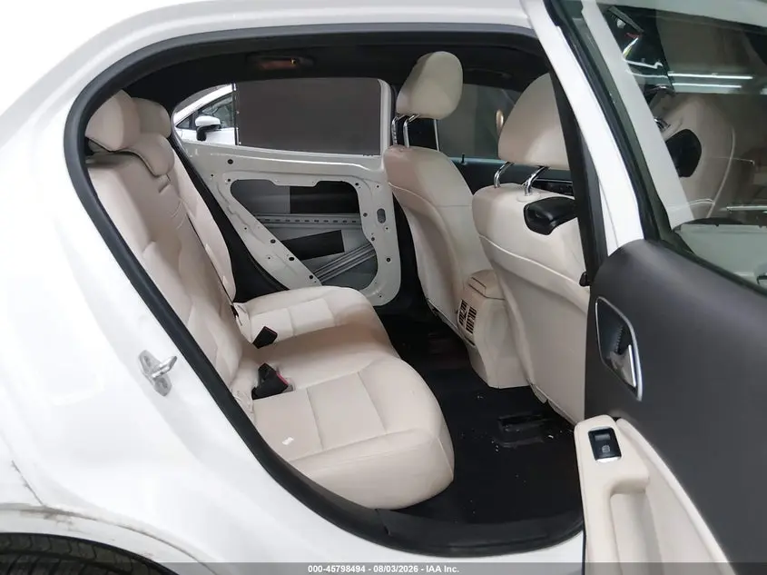 2016 MERCEDES-BENZ GLA 250  
