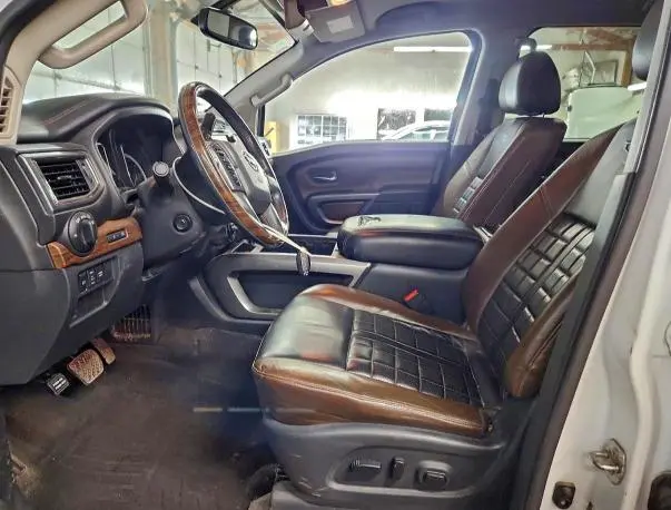 2018 NISSAN TITAN SV  