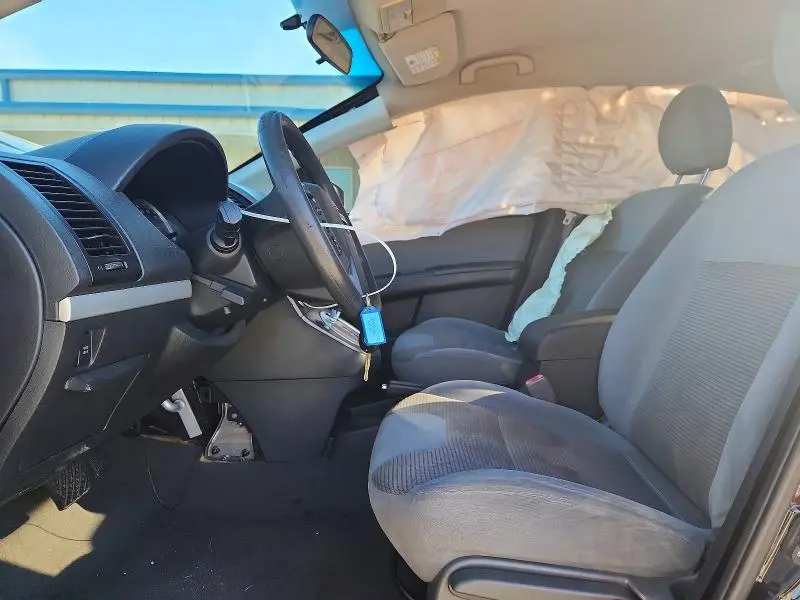 2011 NISSAN SENTRA 2.0  