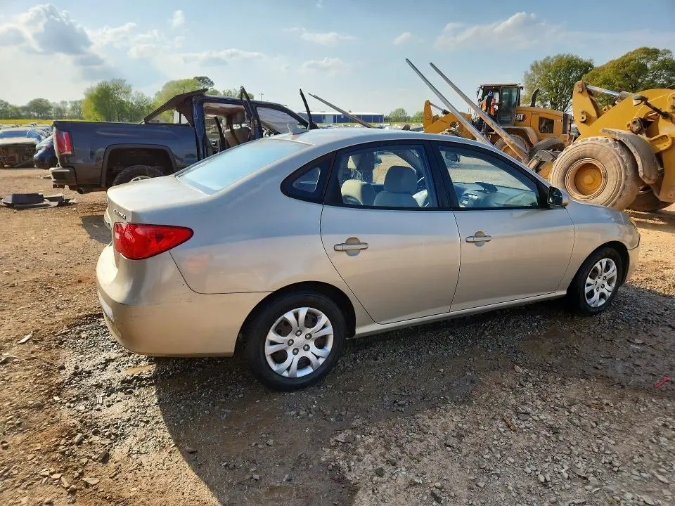 2010 HYUNDAI ELANTRA GLS  