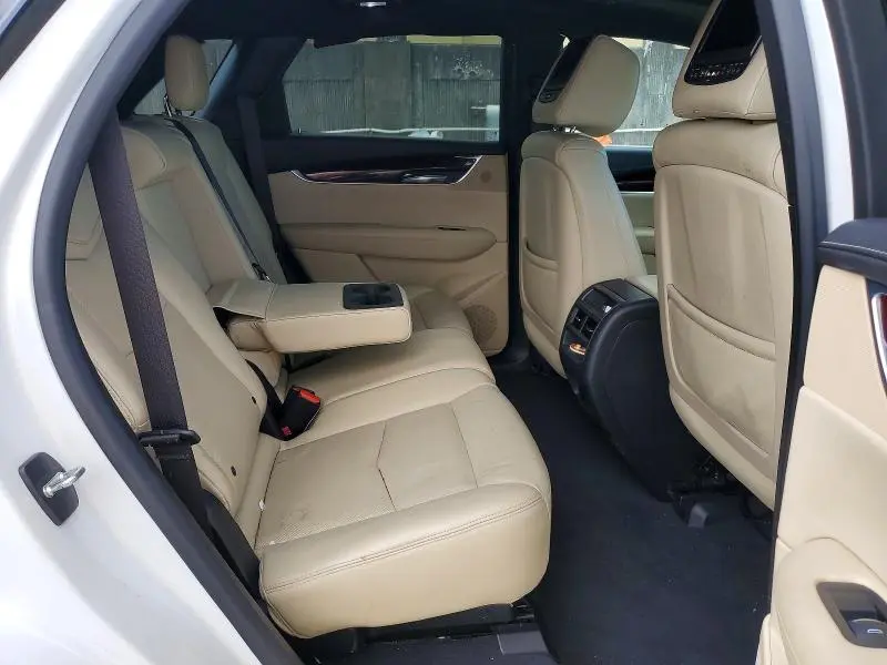 2017 CADILLAC XT5 PREMIUM LUXURY  