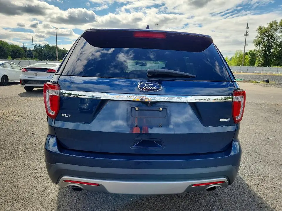 2017 FORD EXPLORER XLT  