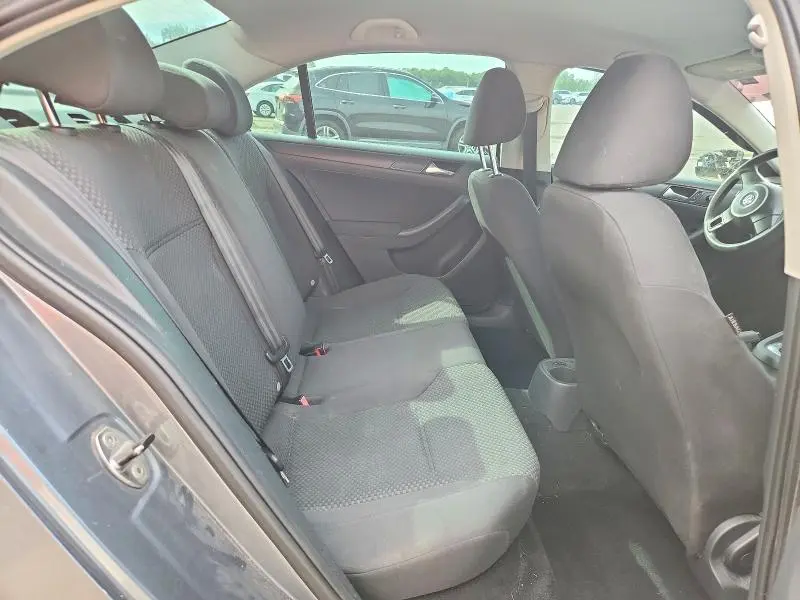 2012 VOLKSWAGEN JETTA BASE  