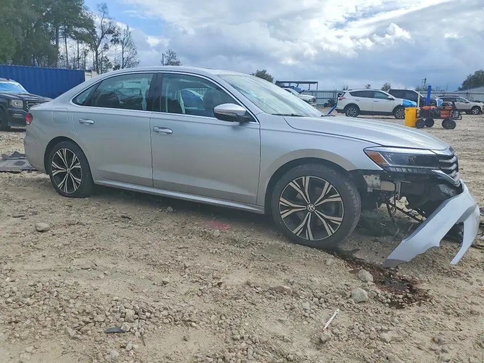 2020 VOLKSWAGEN PASSAT SEL  
