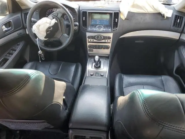 2011 INFINITI G37   