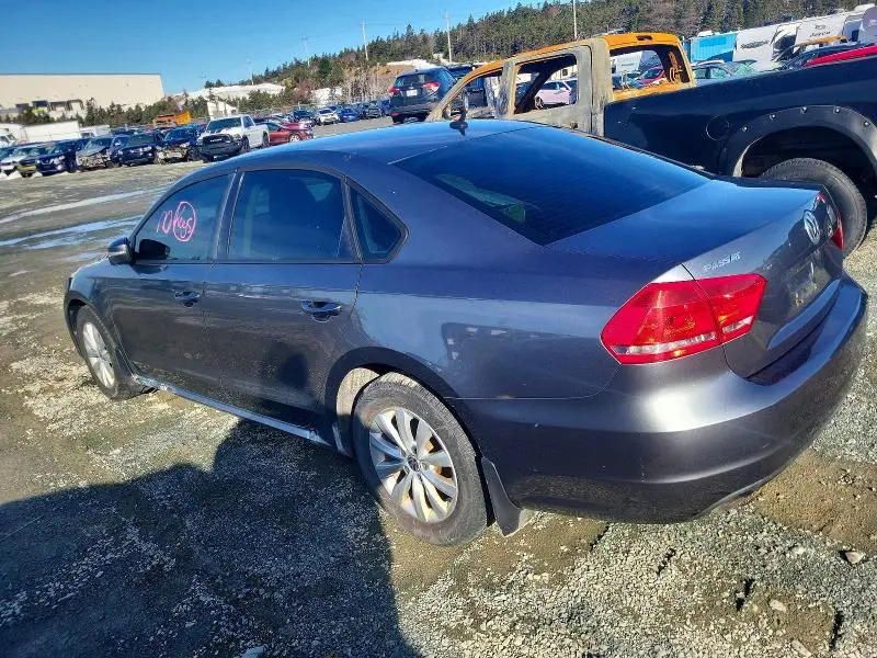 2013 VOLKSWAGEN PASSAT S  
