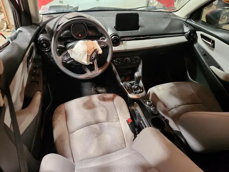 2019 TOYOTA YARIS L  