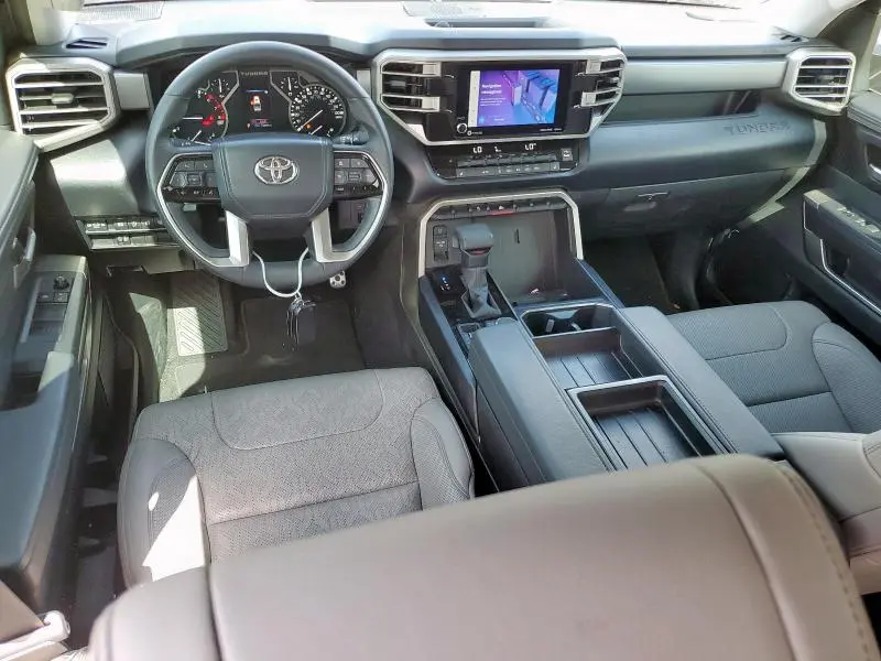 2023 TOYOTA TUNDRA CREWMAX SR  