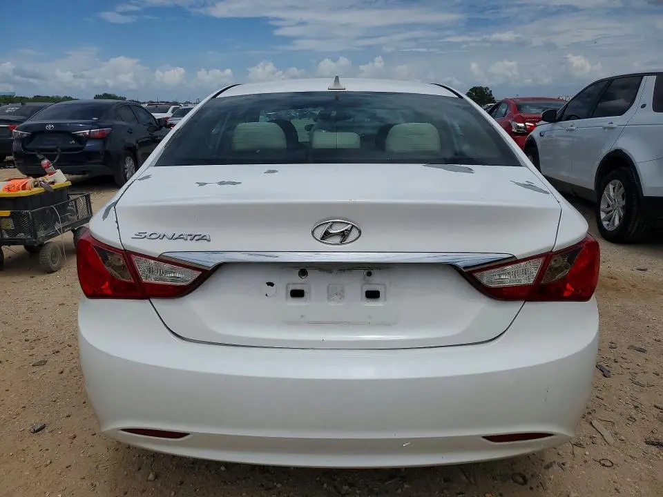 2013 HYUNDAI SONATA GLS  