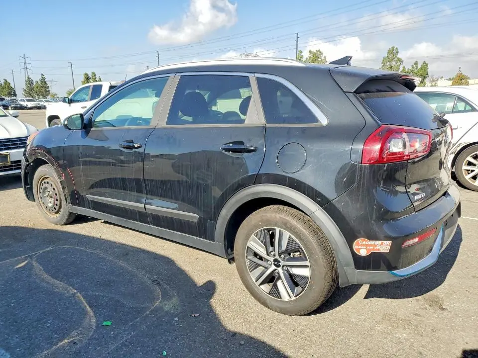 2019 KIA NIRO LX  