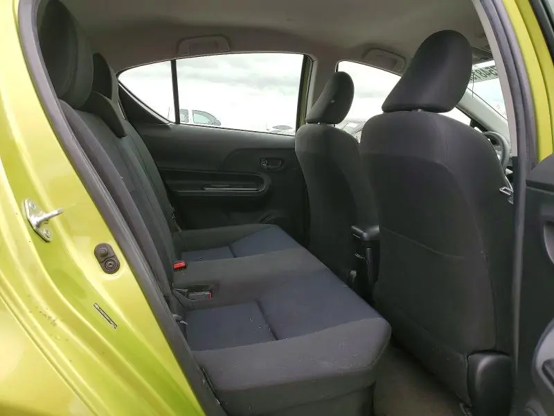 2016 TOYOTA PRIUS C TWO  