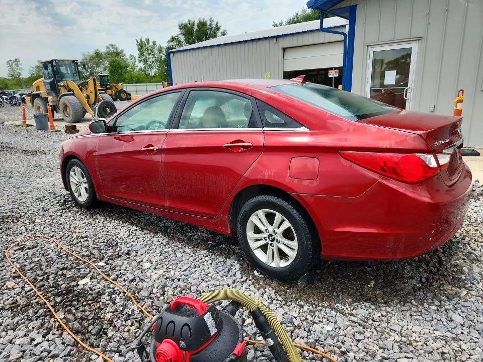2012 HYUNDAI SONATA GLS  