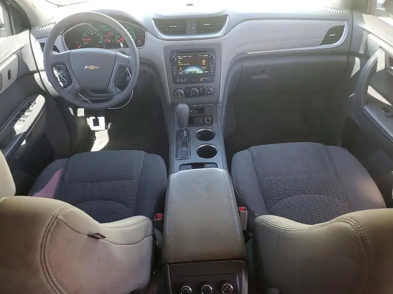 2016 CHEVROLET TRAVERSE LS  