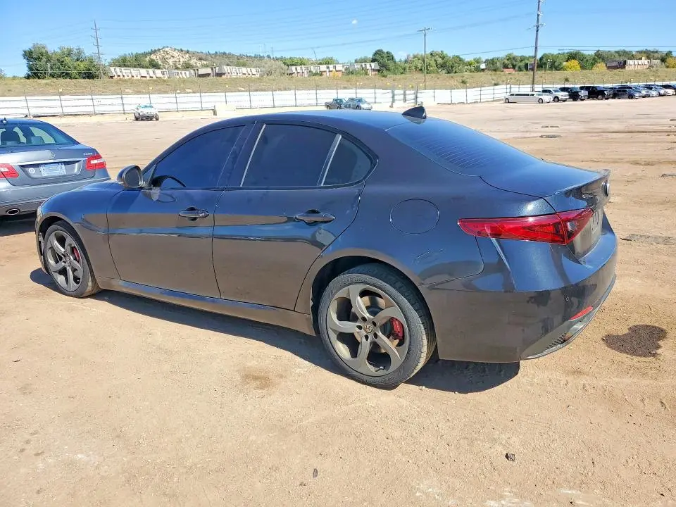 2017 ALFA ROMEO GIULIA Q4  