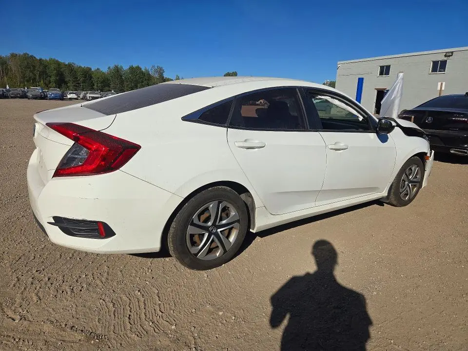 2018 HONDA CIVIC LX  