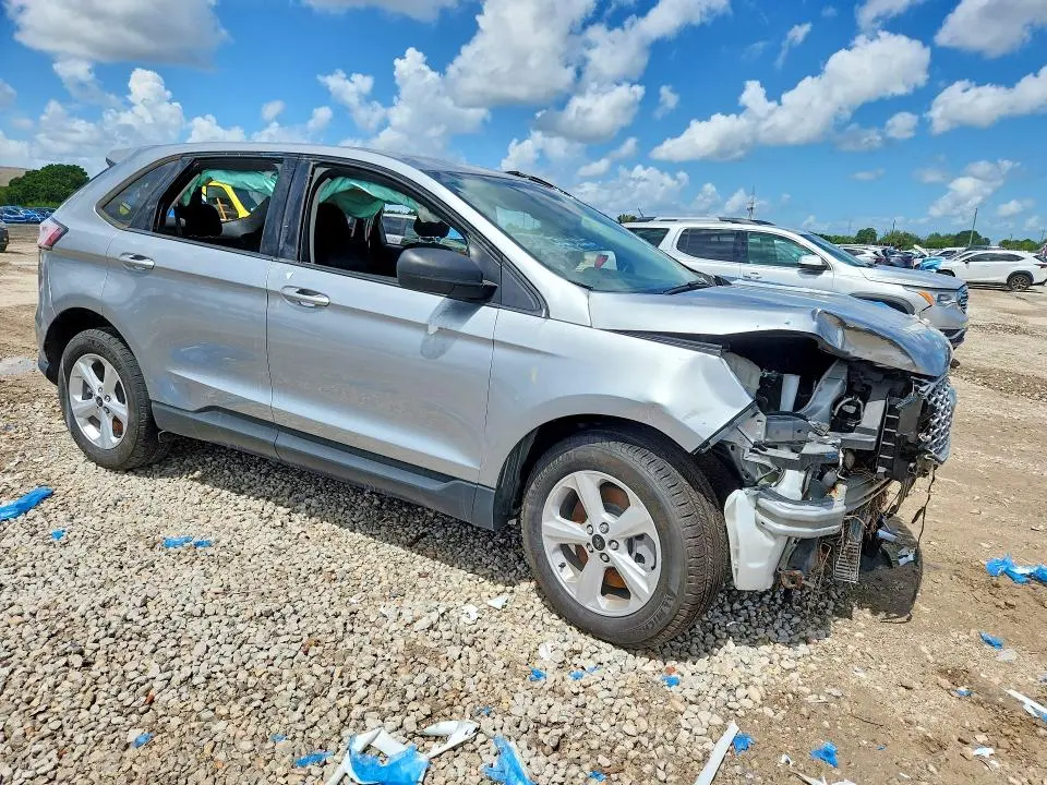 2024 FORD EDGE SE  