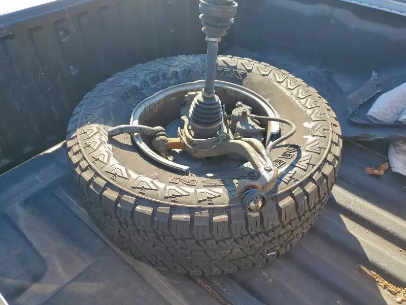 2015 NISSAN FRONTIER S  