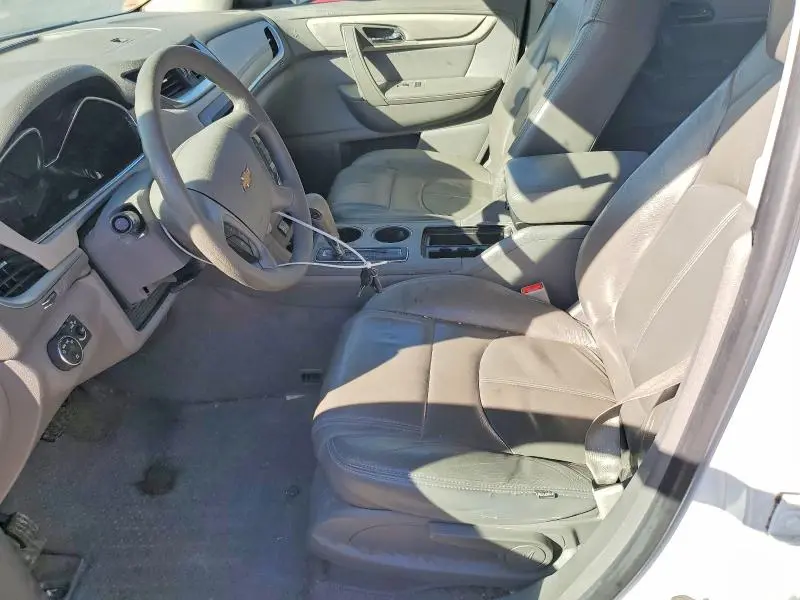 2017 CHEVROLET TRAVERSE LS  